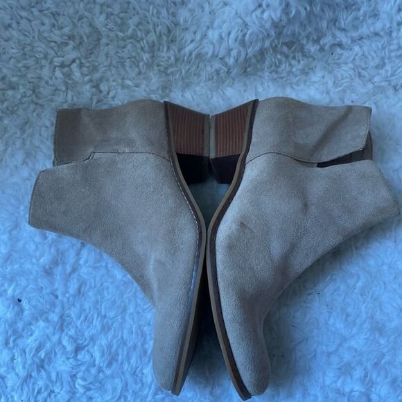 Cole Haan Grandos Signature Khaki suede ankle boots 2” heels size 10.5 - Picture 5 of 13